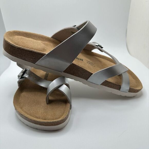 CUSHIONAIRE Women's Cork Footbed Sandal With +Comfort 9.5 SILVER - Picture 6 of 7